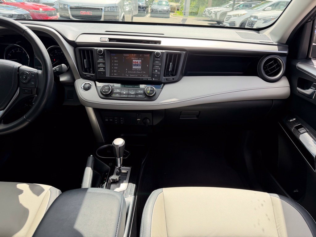 Used 2017 Toyota RAV4 Limited FWD image 24