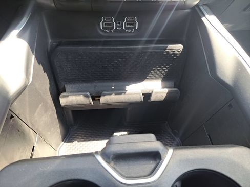 Used 2022 RAM 1500 Big Horn AWD/4WD image 20