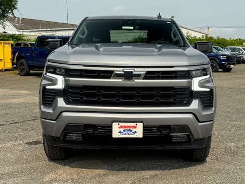 Used 2024 Chevrolet Silverado 1500 RST w/ Rally Edition AWD/4WD image 8