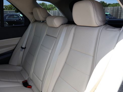 Used 2021 Mercedes-Benz GLE 350 image 18
