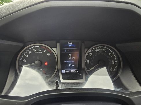 Certified 2023 Toyota Tacoma TRD Sport w/ Technology Package AWD/4WD image 19