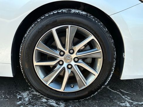 Used 2018 Lexus ES 300h image 46