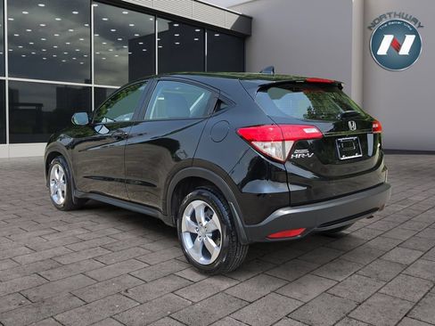 Used 2021 Honda HR-V LX image 3