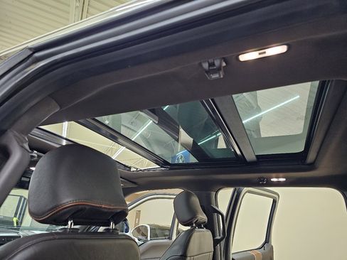 Used 2017 Ford F150 King Ranch w/ Equipment Group 601A Luxury image 40