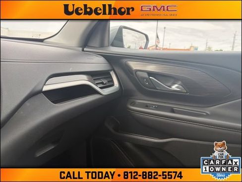 Used 2024 GMC Terrain SLE AWD/4WD image 31