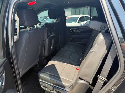 Used 2023 Chevrolet Tahoe 4WD image 4