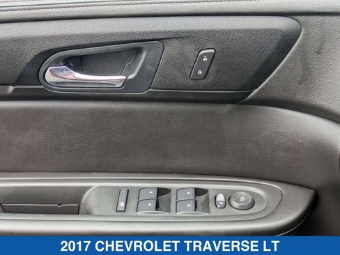 Used 2017 Chevrolet Traverse LT AWD/4WD image 13