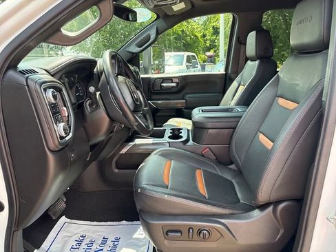 Used 2022 GMC Sierra 2500 AT4 w/ AT4 Preferred Package AWD/4WD image 8