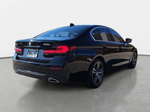 Certified 2023 BMW 530i w/ Premium Package image 5