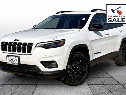 Used 2023 Jeep Cherokee Altitude Lux