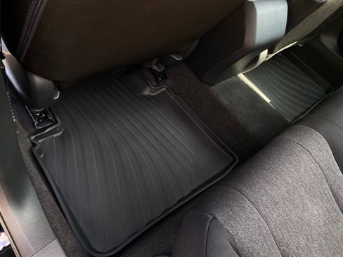 Used 2023 Honda Accord EX image 29