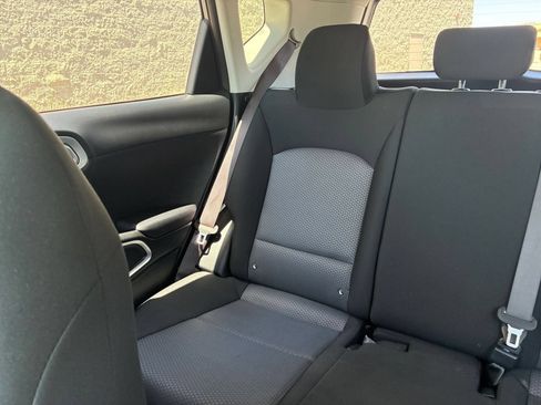 Used 2025 Kia Soul LX w/ LX Technology Package FWD image 36