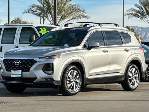 Used 2020 Hyundai Santa Fe SEL w/ Convenience + Premium Package image 8