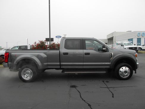 Used 2022 Ford F450 XL w/ STX Appearance Package image 3