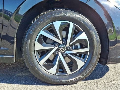 Used 2024 Volkswagen Jetta S image 8