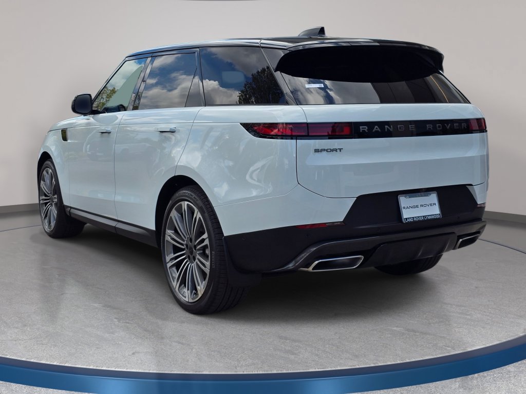 New 2026 Land Rover Range Rover Sport SE AWD/4WD image 7