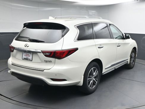 Used 2019 INFINITI QX60 Luxe w/ Essential Package FWD image 7