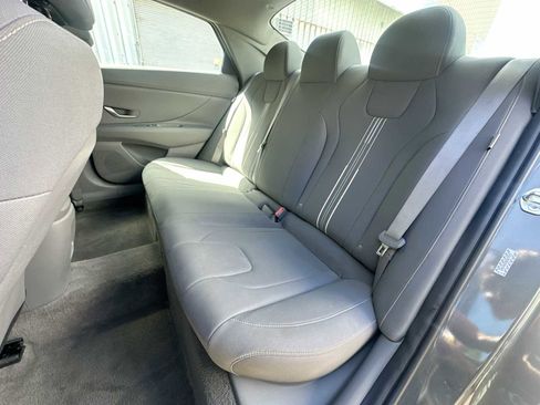 Used 2024 Hyundai Elantra SEL image 24