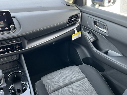 New 2026 Nissan Rogue SV image 30