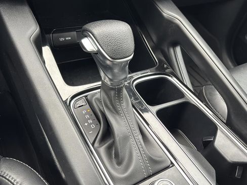 Used 2023 Kia Telluride LX image 34