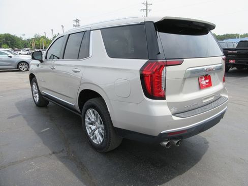 Certified 2023 GMC Yukon Denali AWD/4WD image 9