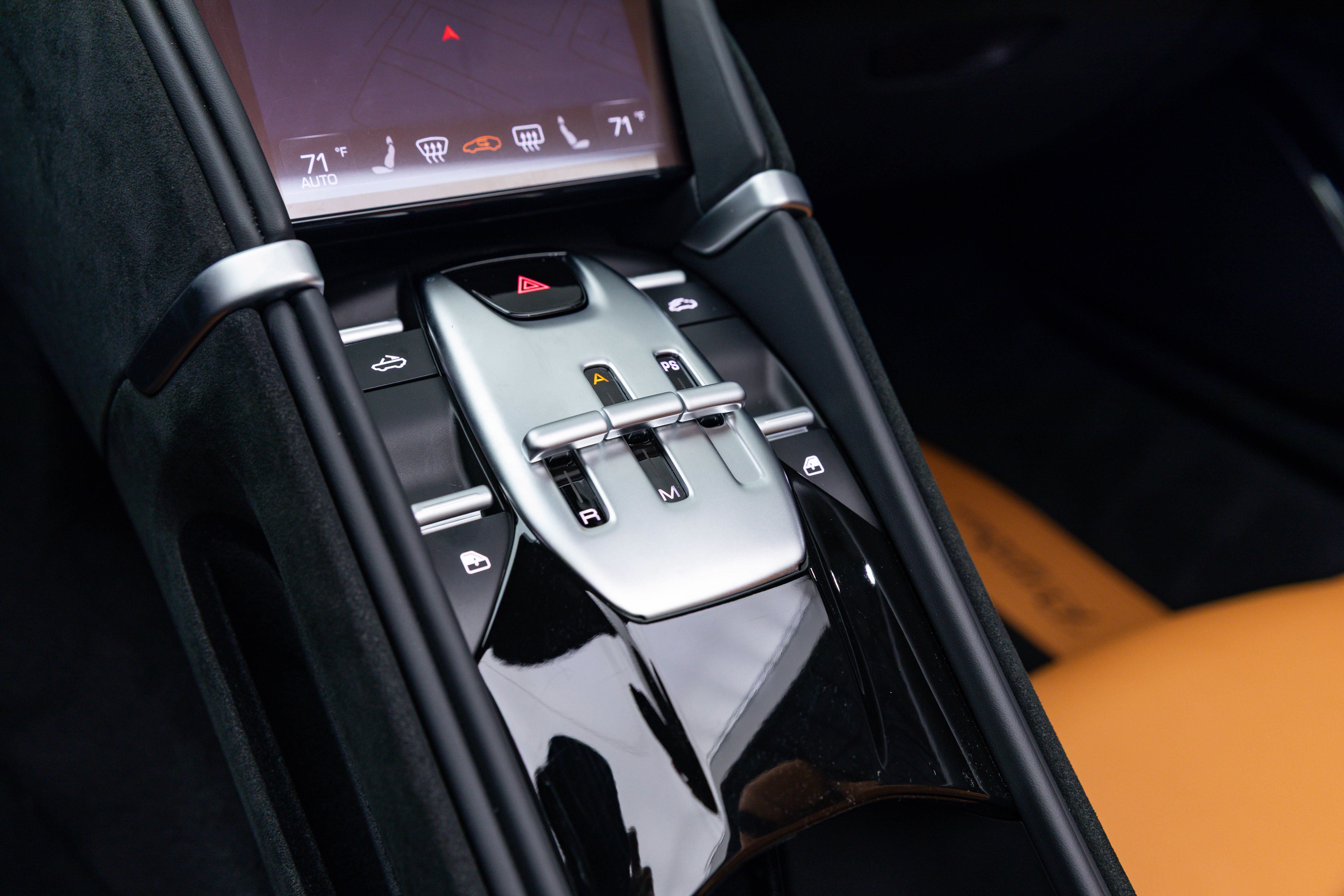 Certified 2026 Ferrari Roma Spider RWD image 6