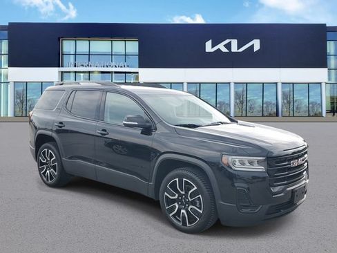 Used 2021 GMC Acadia SLE w/ Driver Convenience Package FWD image 2
