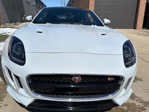 Used 2016 Jaguar F-TYPE S image 2