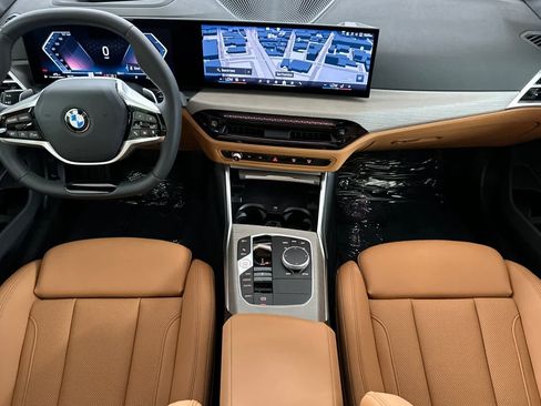 Used 2025 BMW 330i Sedan w/ Premium Package image 3