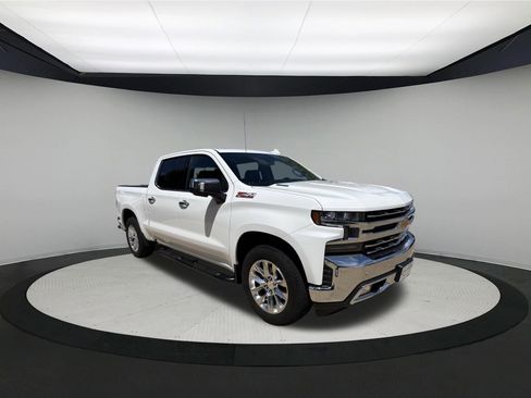 Used 2021 Chevrolet Silverado 1500 LTZ AWD/4WD image 1