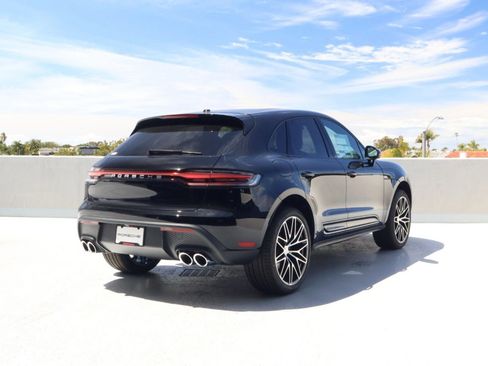 New 2026 Porsche Macan AWD/4WD image 9