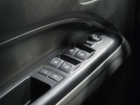 Used 2019 Chevrolet Colorado ZR2 AWD/4WD image 24