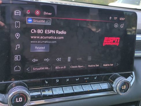 Used 2024 GMC Canyon Elevation w/ Elevation Premium Package RWD image 19