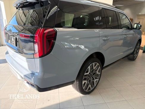 New 2026 Ford Expedition Platinum w/ Platinum Ultimate Package image 8