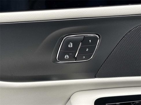 New 2026 Lincoln Nautilus Premier w/ Jet Appearance Package image 21