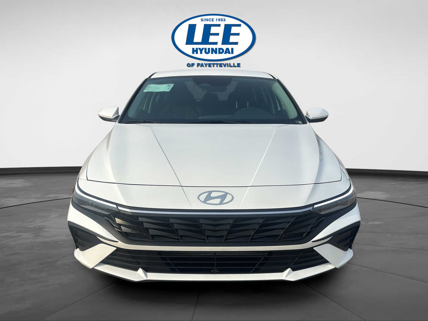 Certified 2026 Hyundai Elantra SE FWD image 2