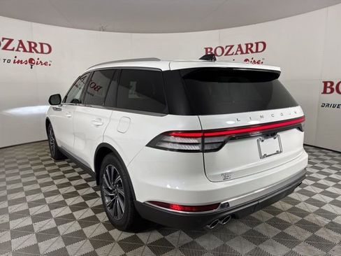 New 2026 Lincoln Aviator Premiere image 5
