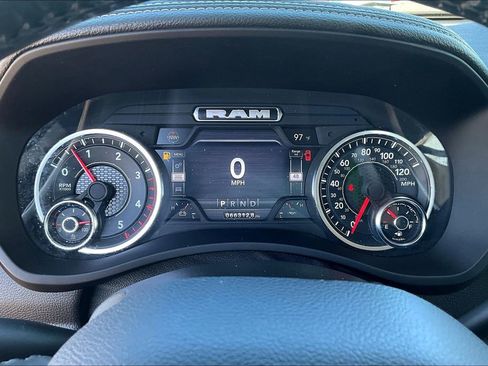 Used 2024 RAM 2500 Laramie image 25