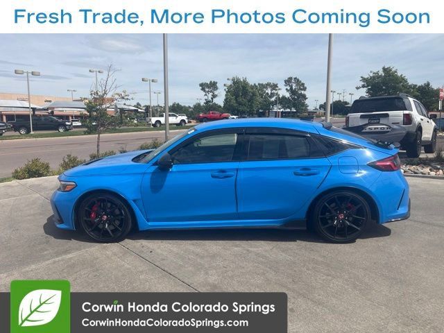 Used 2025 Honda Civic Type R image 5
