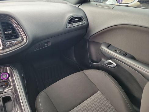 Used 2022 Dodge Challenger GT RWD image 14