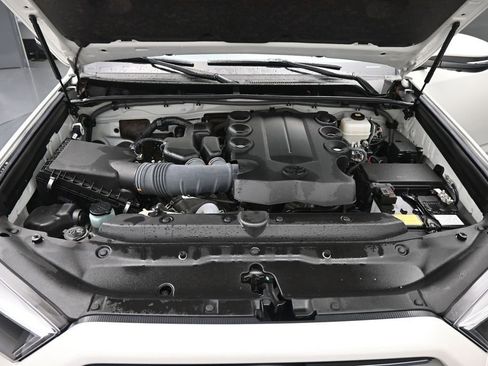 Used 2023 Toyota 4Runner Limited AWD/4WD image 14