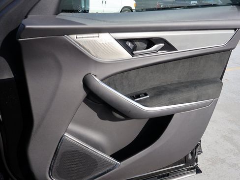 Used 2022 Jaguar F-PACE SVR image 13