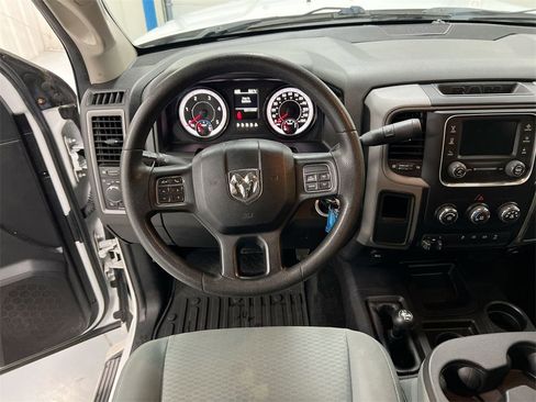 Used 2016 RAM 3500 Tradesman w/ Chrome Appearance Group image 18