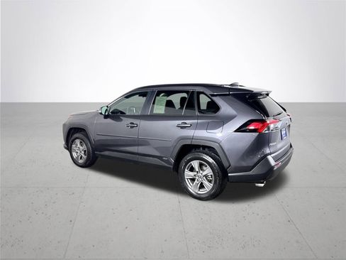 Used 2024 Toyota RAV4 LE image 8