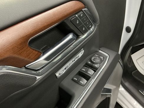 Used 2023 GMC Sierra 1500 Denali AWD/4WD image 23