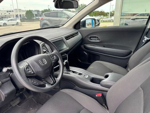 Used 2020 Honda HR-V EX image 6