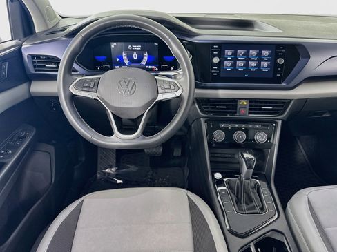 Used 2023 Volkswagen Taos SE image 22