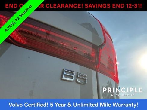 Certified 2023 Volvo XC60 B5 Ultimate w/ Protection Package Premier image 33