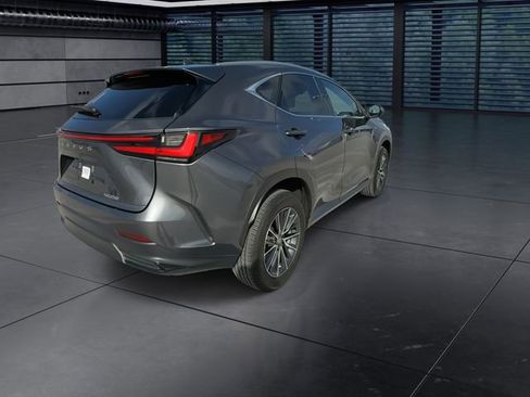 Used 2025 Lexus NX 250 FWD w/ Towing Package (2000 Lbs) image 8