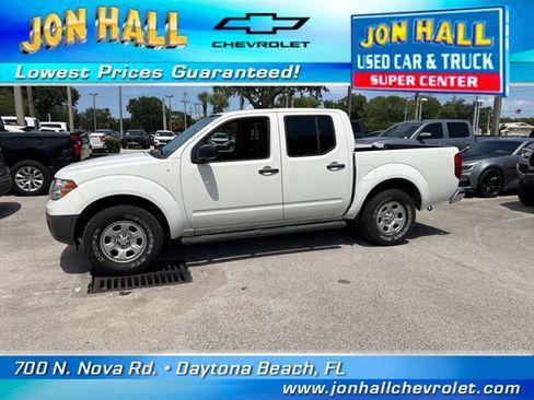 Used 2014 Nissan Frontier S RWD image 3